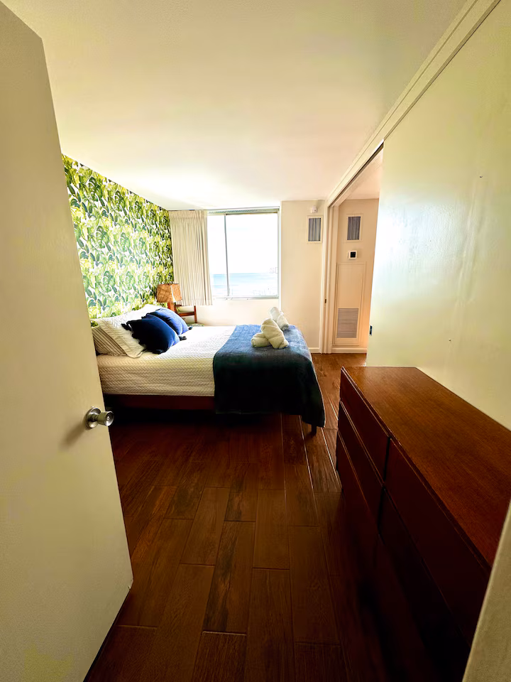 Bedroom detail